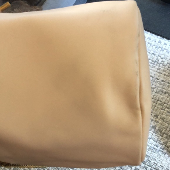 Auxiliary (Aritzia) LEATHER BUCKET BAG BLUSH - Picture 2 of 7